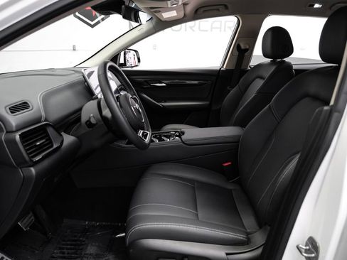 Used 2023 VinFast VF 8 Eco AWD/4WD image 4