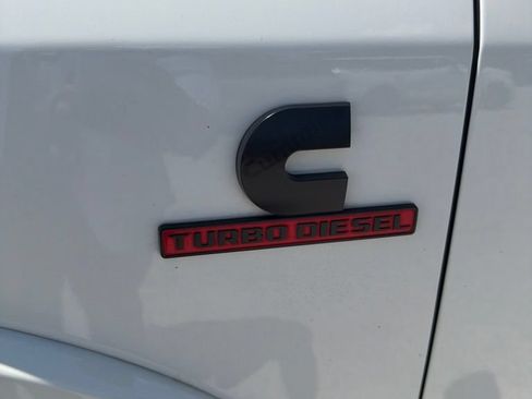 Used 2023 RAM 2500 Limited AWD/4WD image 7