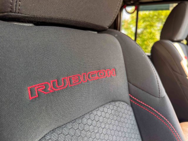 Used 2020 Jeep Gladiator Rubicon w/ LED Lighting Group AWD/4WD image 30