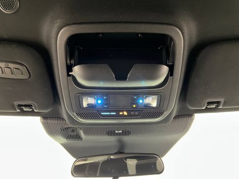 Used 2025 Ford Explorer ST-Line w/ ST-Line Street Pack AWD/4WD image 66