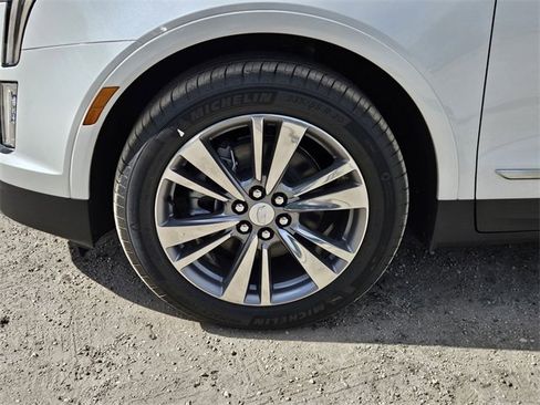 New 2025 Cadillac XT5 Premium Luxury w/ Technology Package image 18