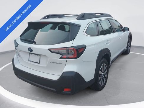 Used 2025 Subaru Outback AWD/4WD image 5