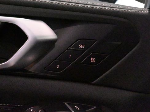 Used 2025 BMW X5 xDrive50e image 30