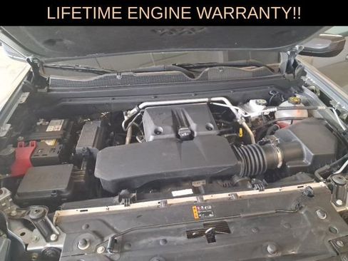 Used 2023 Chevrolet Colorado LT w/ LT Convenience Package II image 32