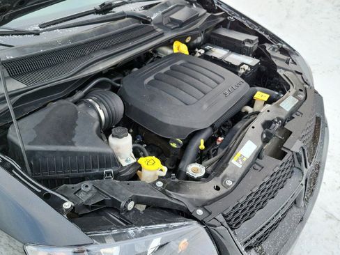 Used 2019 Dodge Grand Caravan GT image 38