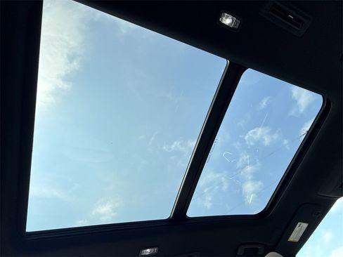 New 2026 Buick Enclave Preferred w/ Power Package image 24