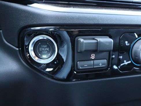 New 2026 Chevrolet Silverado 1500 RST w/ Redline Edition AWD/4WD image 11