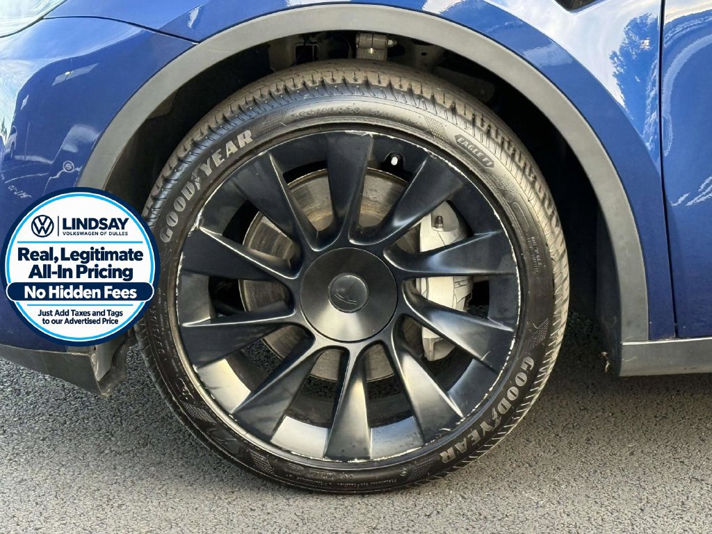 Used 2022 Tesla Model Y Long Range AWD/4WD image 8