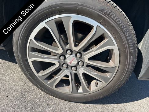 Used 2017 GMC Acadia SLT image 35