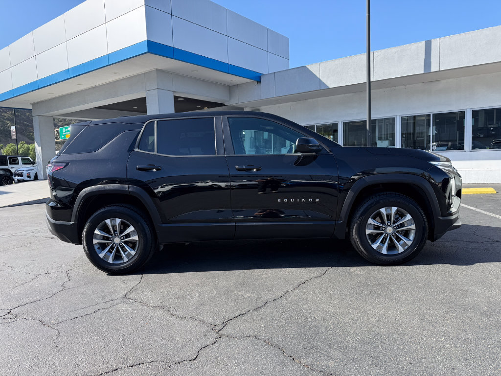 Used 2026 Chevrolet Equinox LT AWD/4WD image 6