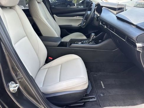 Used 2024 MAZDA MAZDA3 s FWD image 13