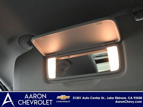 New 2025 Chevrolet TrailBlazer LT w/ Convenience Package AWD/4WD image 17
