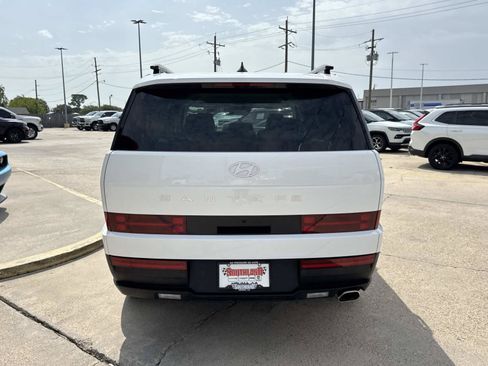 Used 2025 Hyundai Santa Fe SEL FWD image 6