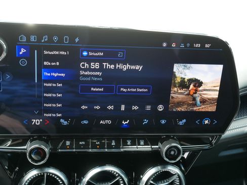 Used 2024 Chevrolet Blazer EV LT AWD/4WD image 22