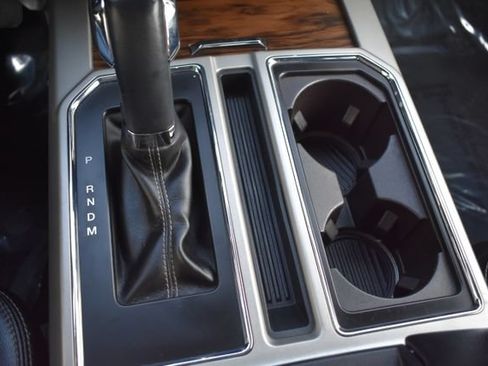 Used 2019 Ford F150 Lariat AWD/4WD image 36
