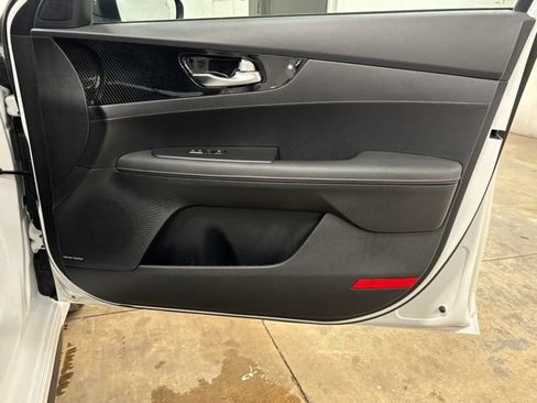 Used 2023 Kia Forte GT w/ GT2 Package FWD image 22
