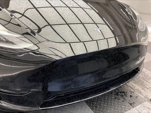 Used 2022 Tesla Model Y Long Range image 31