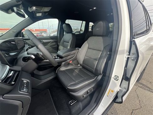 New 2026 Buick Enclave Sport Touring image 15