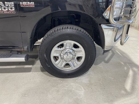 Used 2017 RAM 2500 Tradesman w/ Chrome Appearance Group AWD/4WD image 10