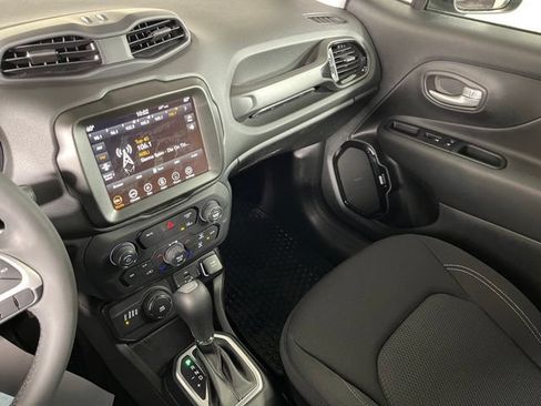 Used 2023 Jeep Renegade Altitude AWD/4WD image 35