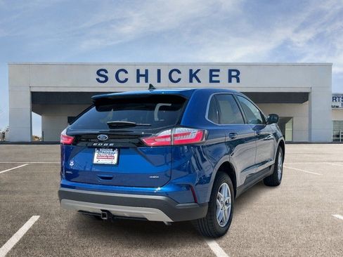 Used 2023 Ford Edge SEL w/ Convenience Package AWD/4WD image 3