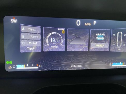 Used 2023 Jeep Grand Cherokee Altitude AWD/4WD image 18