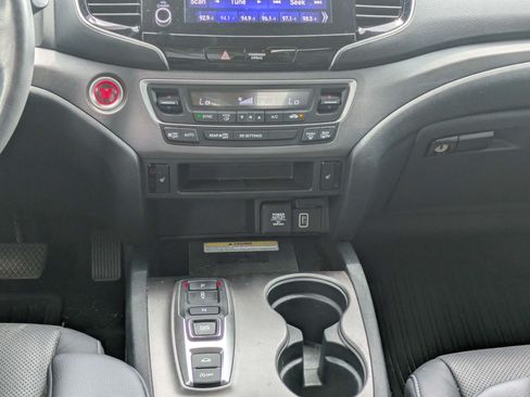 Used 2023 Honda Ridgeline RTL-E image 25
