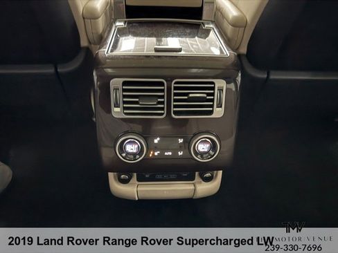 Used 2019 Land Rover Range Rover Long Wheelbase Supercharged image 26