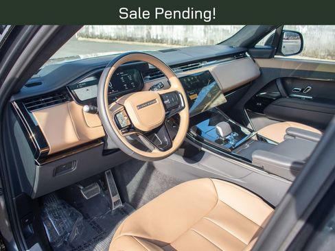 Used 2025 Land Rover Range Rover Sport Autobiography AWD/4WD image 12