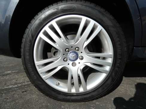 Used 2015 Mercedes-Benz GLK 350 2WD image 23