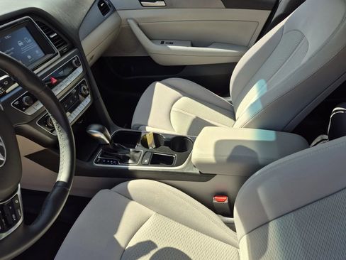 Used 2018 Hyundai Sonata SEL image 16