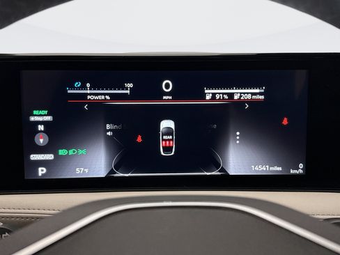 Used 2023 Nissan Ariya AWD image 13