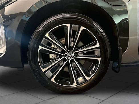 Used 2024 Toyota bZ4X AWD w/ Weather Package image 10