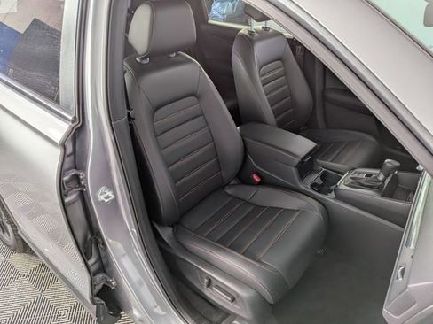 Used 2025 Honda CR-V Sport-L image 31