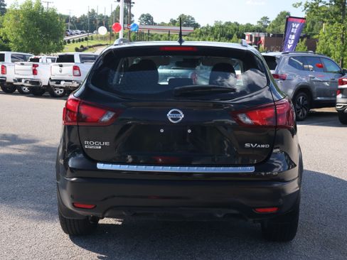 Used 2019 Nissan Rogue Sport SV AWD/4WD image 4