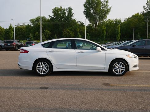 Used 2013 Ford Fusion SE FWD image 8
