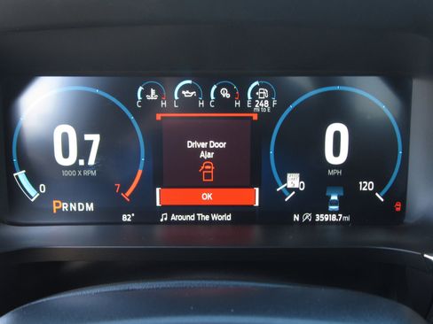 Used 2023 Ford F150 Platinum image 28