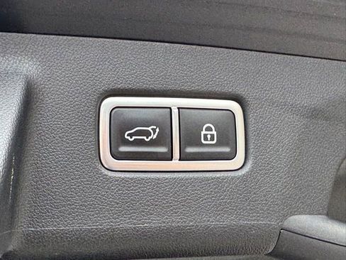 Certified 2023 Kia Sorento SX AWD/4WD image 8