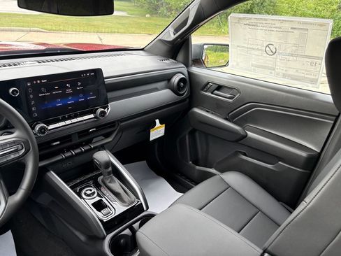 New 2026 Chevrolet Colorado W/T w/ WT Custom Package AWD/4WD image 44