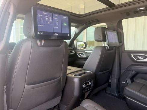 Certified 2021 Chevrolet Tahoe Z71 w/ Rear Media and Nav Package AWD/4WD image 30