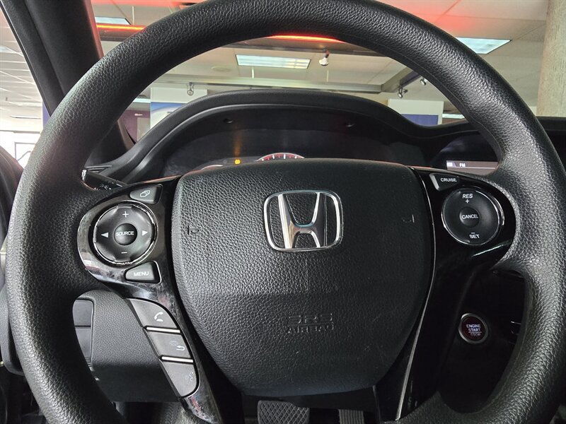 Used 2017 Honda Accord EX image 24