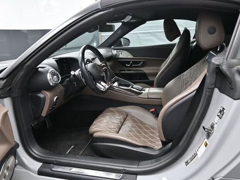 Used 2022 Mercedes-Benz SL 63 AMG 4MATIC image 4