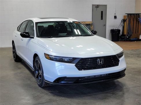 New 2026 Honda Accord SE image 4