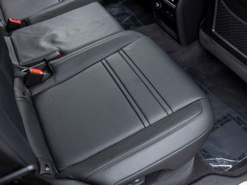 Certified 2025 Porsche Cayenne S image 48