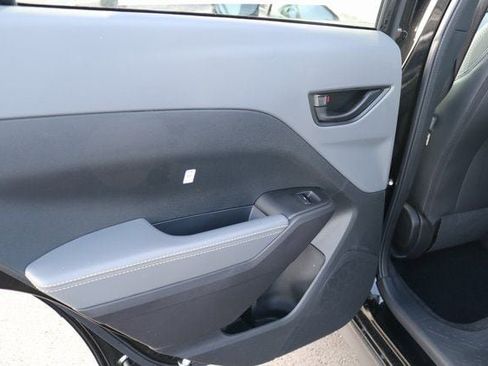 Used 2025 Subaru Crosstrek 2.5i Sport w/ Crosstrek Mirror Package AWD/4WD image 16