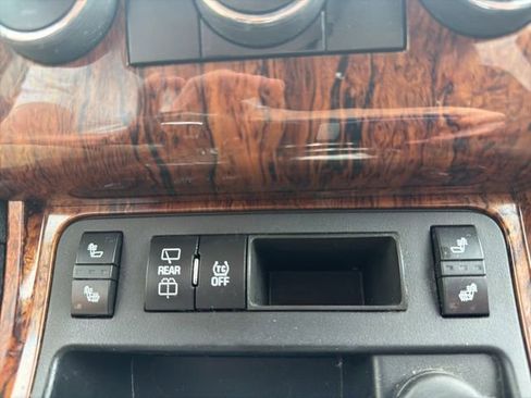 Used 2014 Chevrolet Traverse LT w/ All-Star Edition FWD image 30