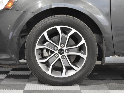Used 2018 Chevrolet Sonic LT w/ RS Package FWD image 25