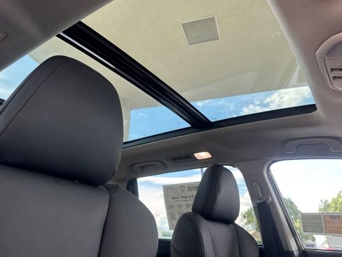 New 2026 Subaru Ascent Limited Bronze AWD/4WD image 17