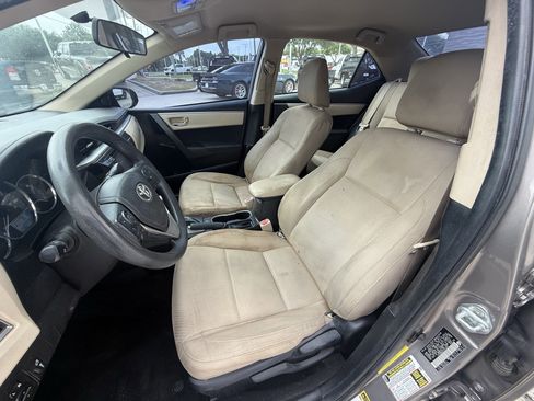 Used 2015 Toyota Corolla LE FWD image 26