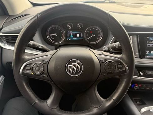 Used 2019 Buick Enclave Premium w/ Experience Buick Package image 18